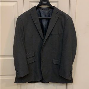 Perry Ellis Portf. Grey Suit. 48R. 42W/30L. Slim.